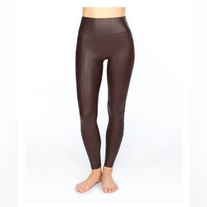 SPANX Faux Leather Leggings in Wine - Size Medium